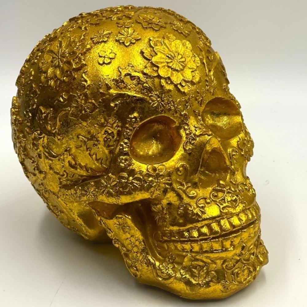 Ornate Gold Floral Sugar Skull Figurine – Gothic Halloween Day of the Dead Decor